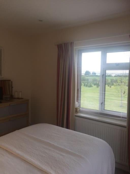 Cotswold Edge Guest Suite With Broadway Hill View Badsey Ngoại thất bức ảnh