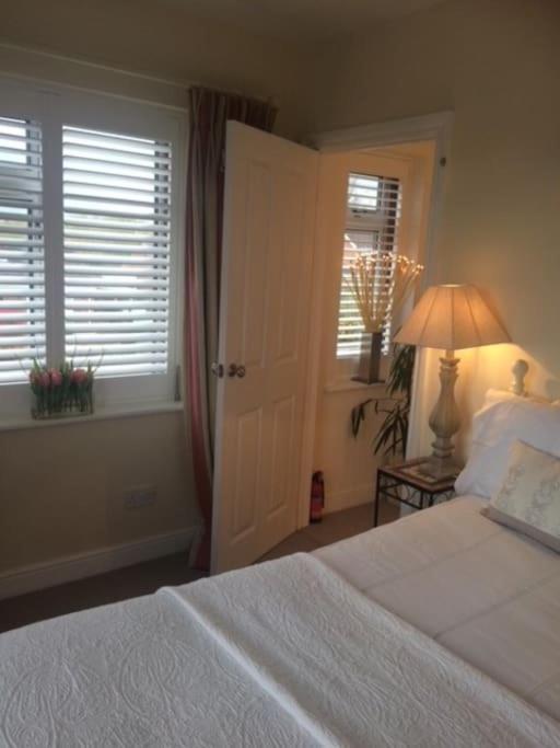 Cotswold Edge Guest Suite With Broadway Hill View Badsey Ngoại thất bức ảnh